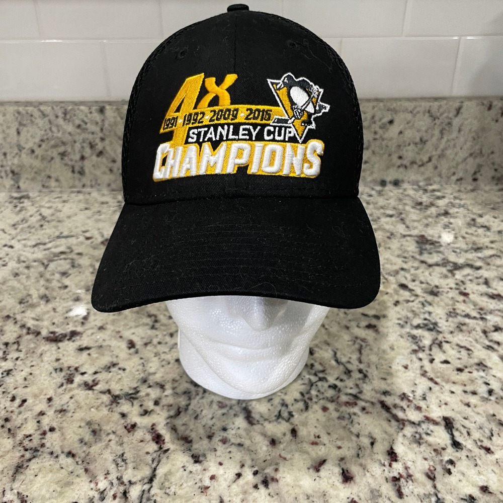 New Era Pittsburgh Penguins 4X Stanley Cup Champions 39THIRTY Hat Black S/M